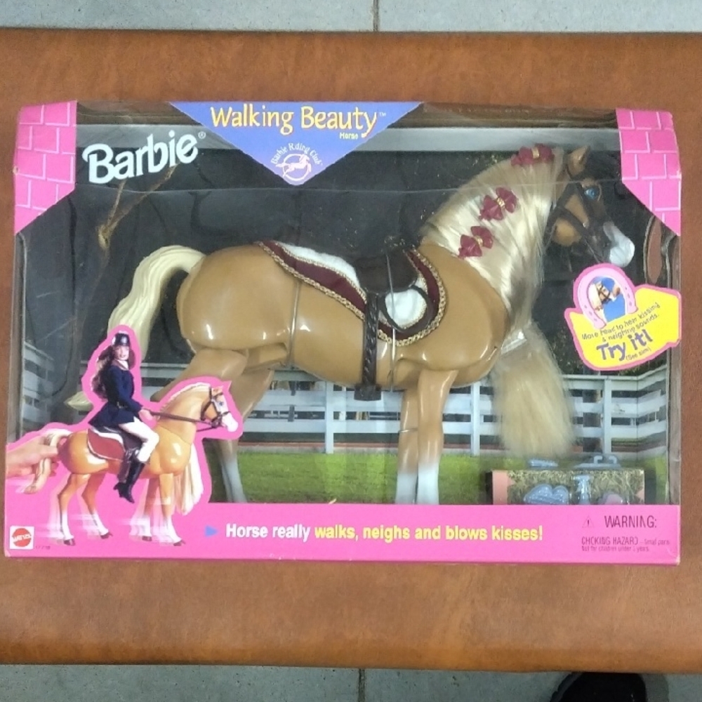 1998 Barbie Walking Beauty Horse - Cream and Brown
